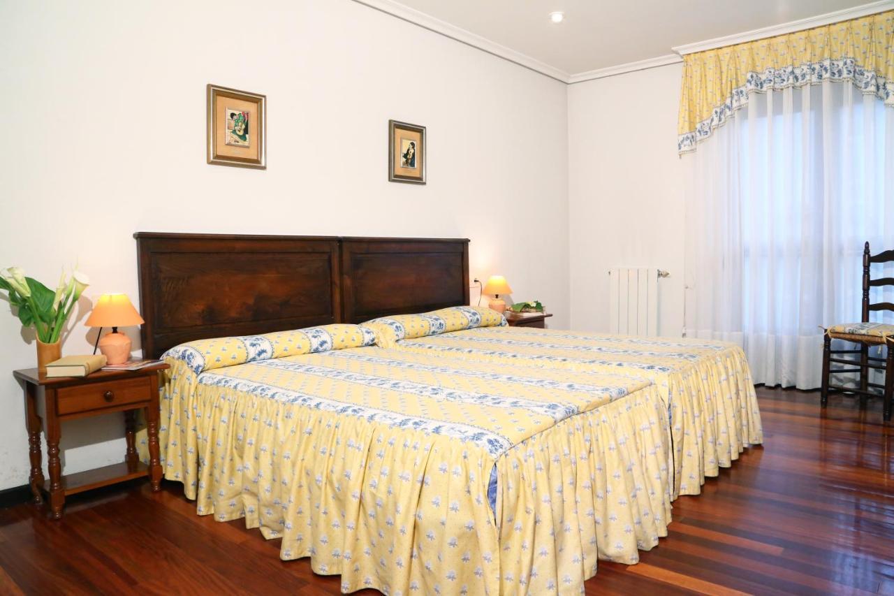 לאנס Apartamento Cuera Garaje Incluido מראה חיצוני תמונה